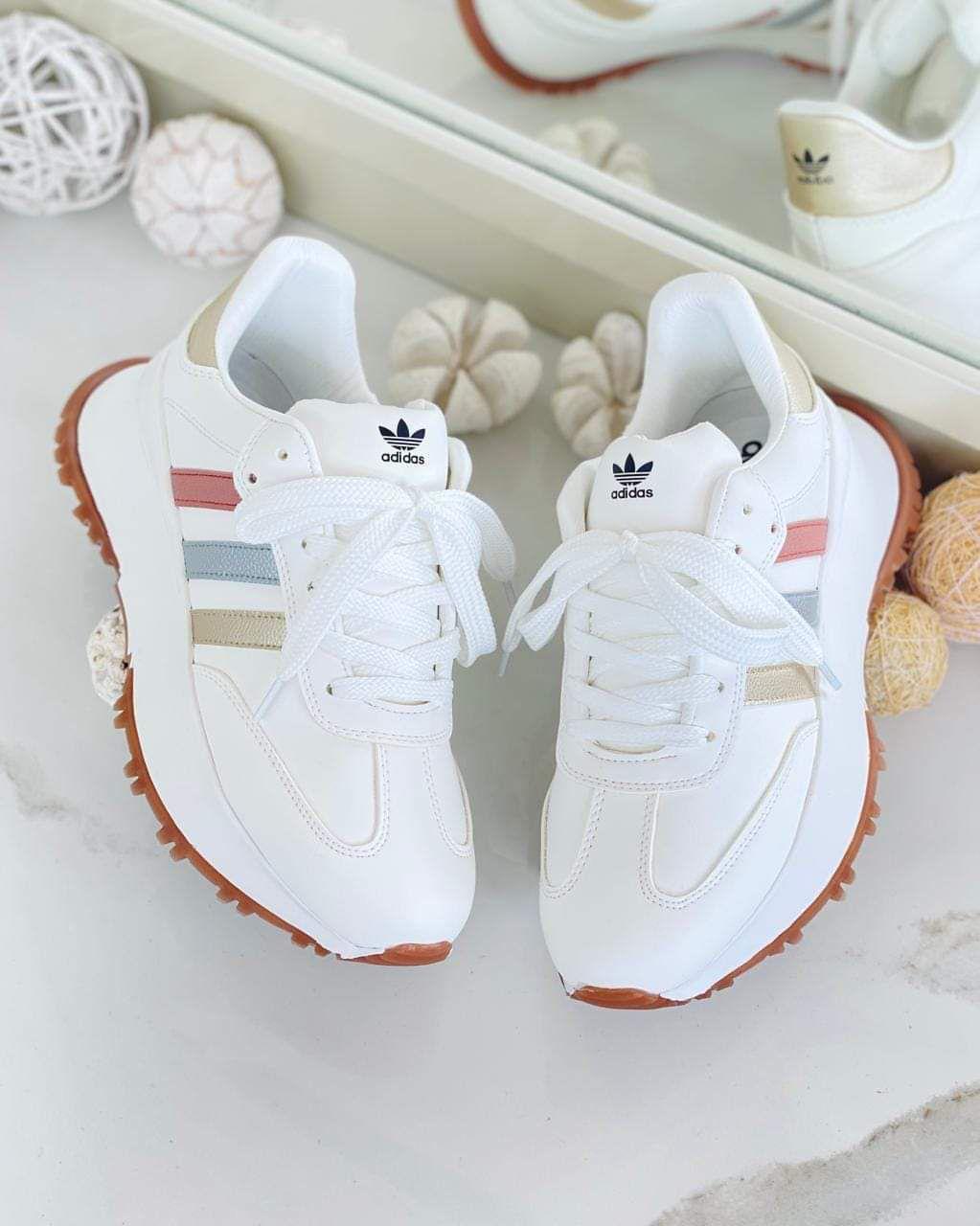 Zapatillas Femeninas – Moda y Comodidad para Ti